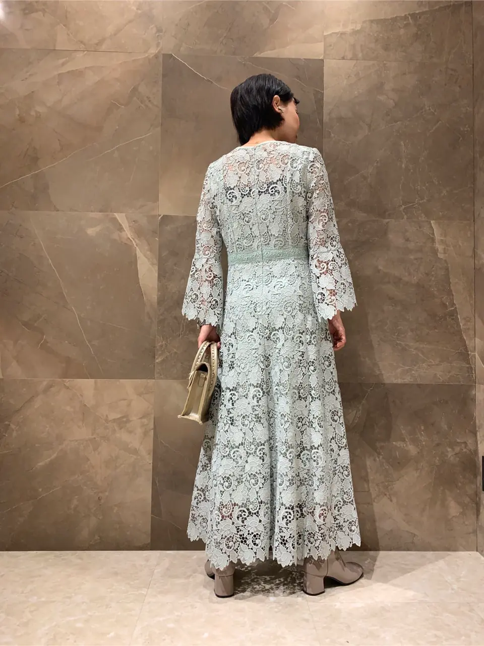 GRACE CONTINENTAL 穐山　香織 コーディネート画像