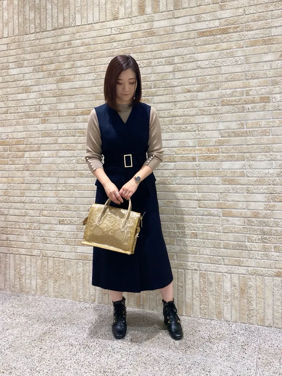 GRACE CONTINENTAL MOMOKO コーディネート画像