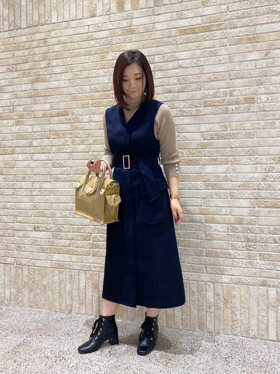 GRACE CONTINENTAL MOMOKO コーディネート画像