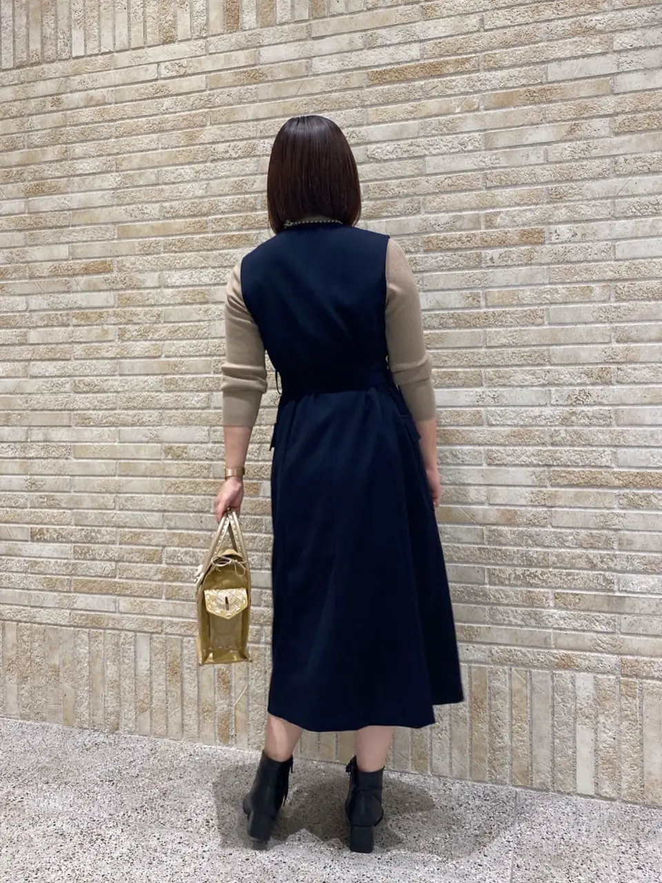 GRACE CONTINENTAL MOMOKO コーディネート画像