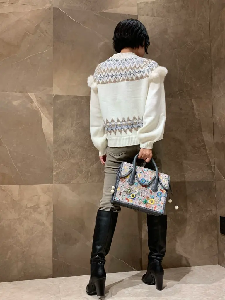 GRACE CONTINENTAL 穐山　香織 コーディネート画像