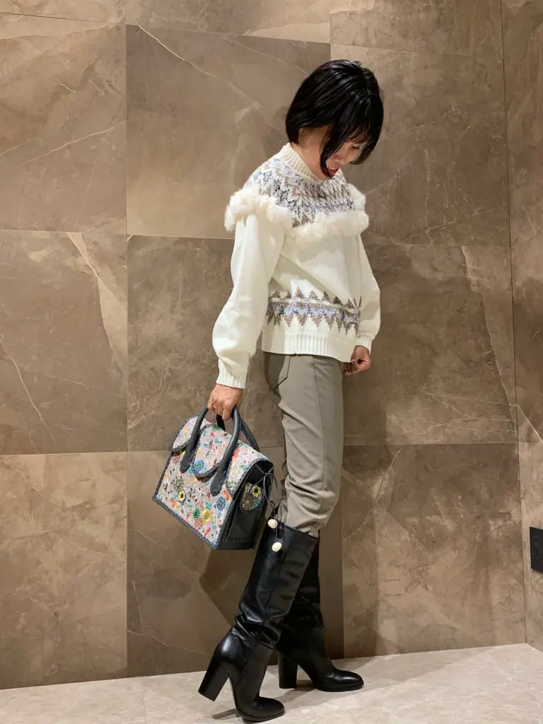 GRACE CONTINENTAL 穐山　香織 コーディネート画像