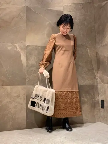 GRACE CONTINENTAL 穐山　香織 コーディネート画像