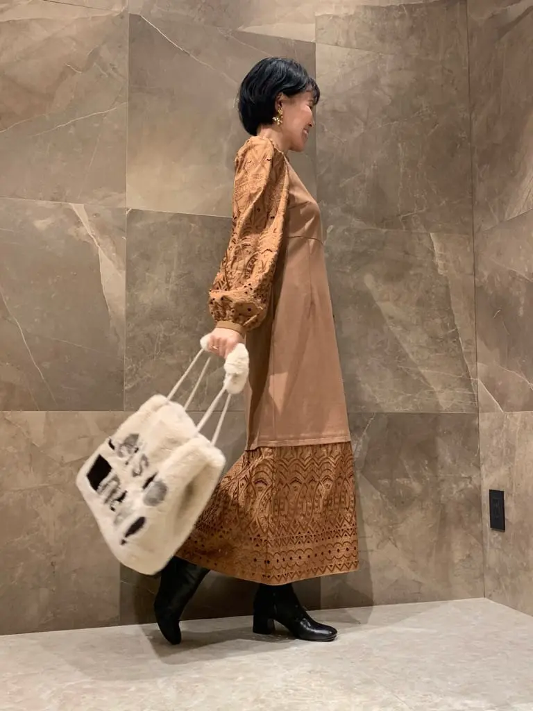 GRACE CONTINENTAL 穐山　香織 コーディネート画像