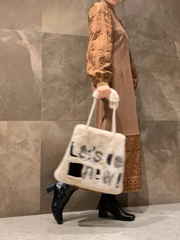 GRACE CONTINENTAL 穐山　香織 コーディネート画像