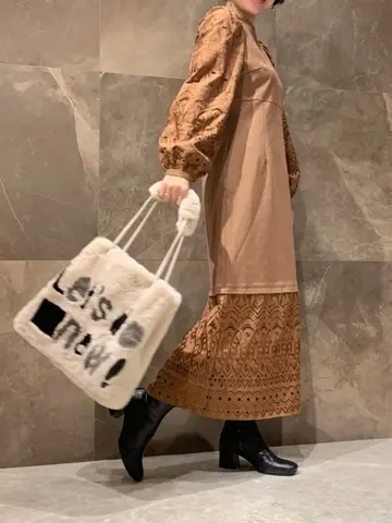 GRACE CONTINENTAL 穐山　香織 コーディネート画像