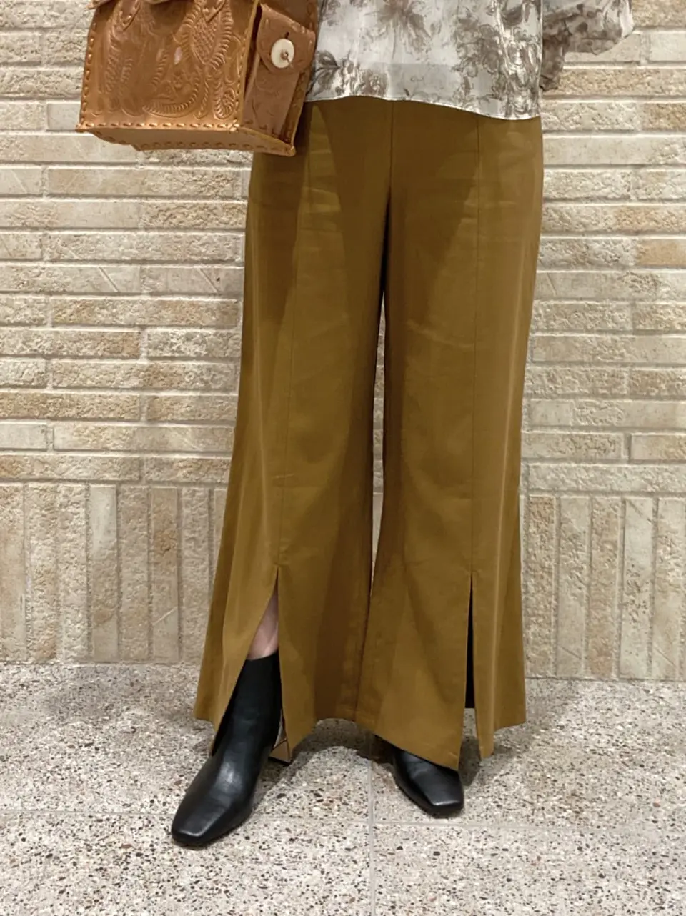 GRACE CONTINENTAL MOMOKO コーディネート画像