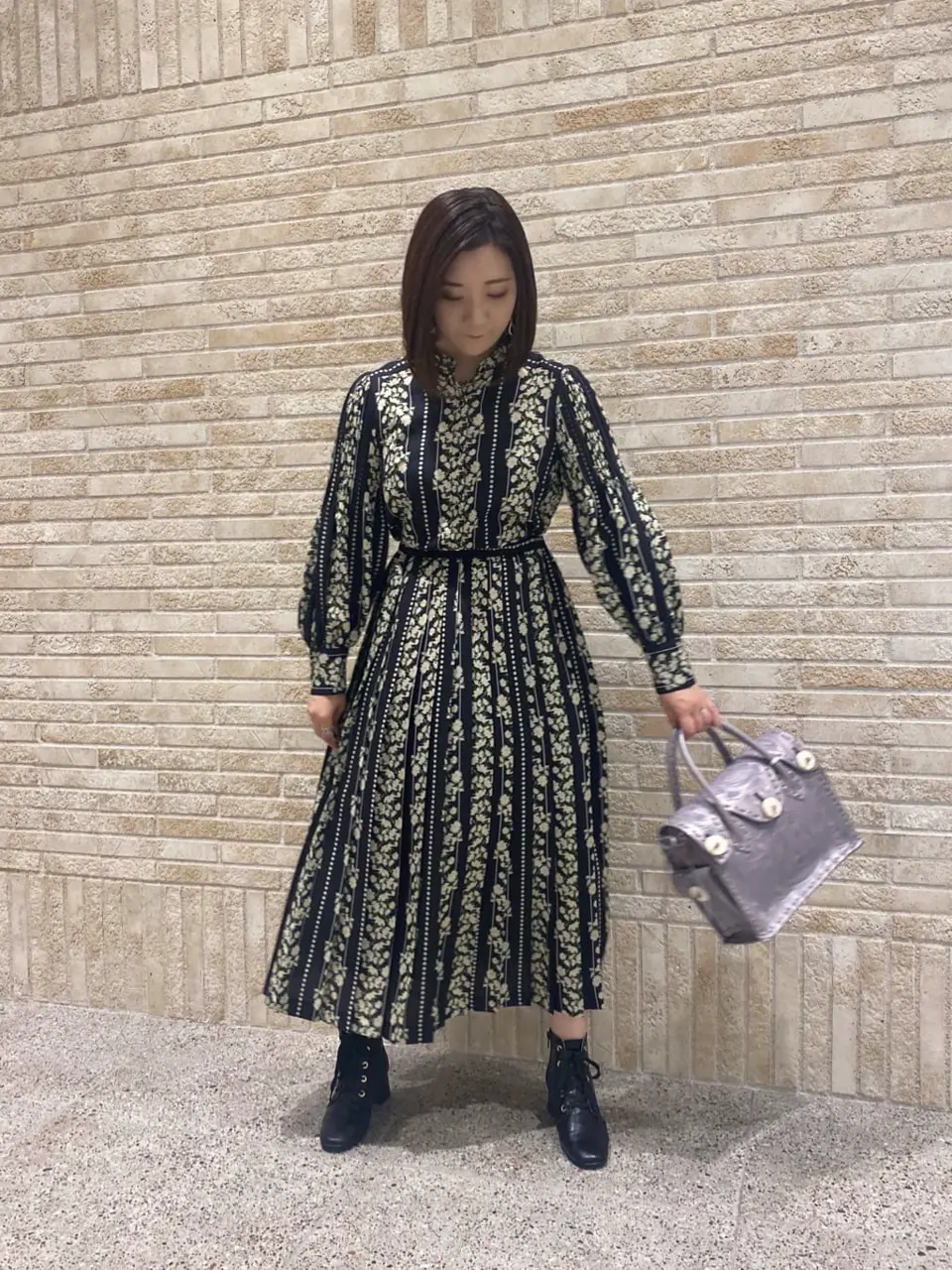 GRACE CONTINENTAL MOMOKO コーディネート画像