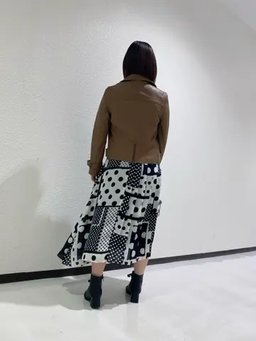 GRACE CONTINENTAL MOMOKO コーディネート画像