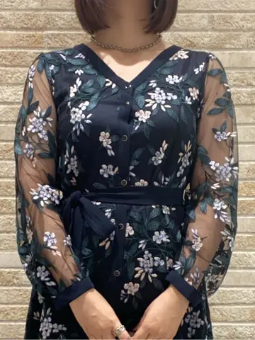 GRACE CONTINENTAL MOMOKO コーディネート画像