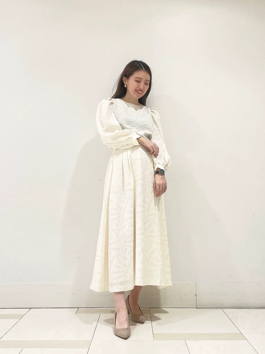 GRACE CONTINENTAL minami コーディネート画像