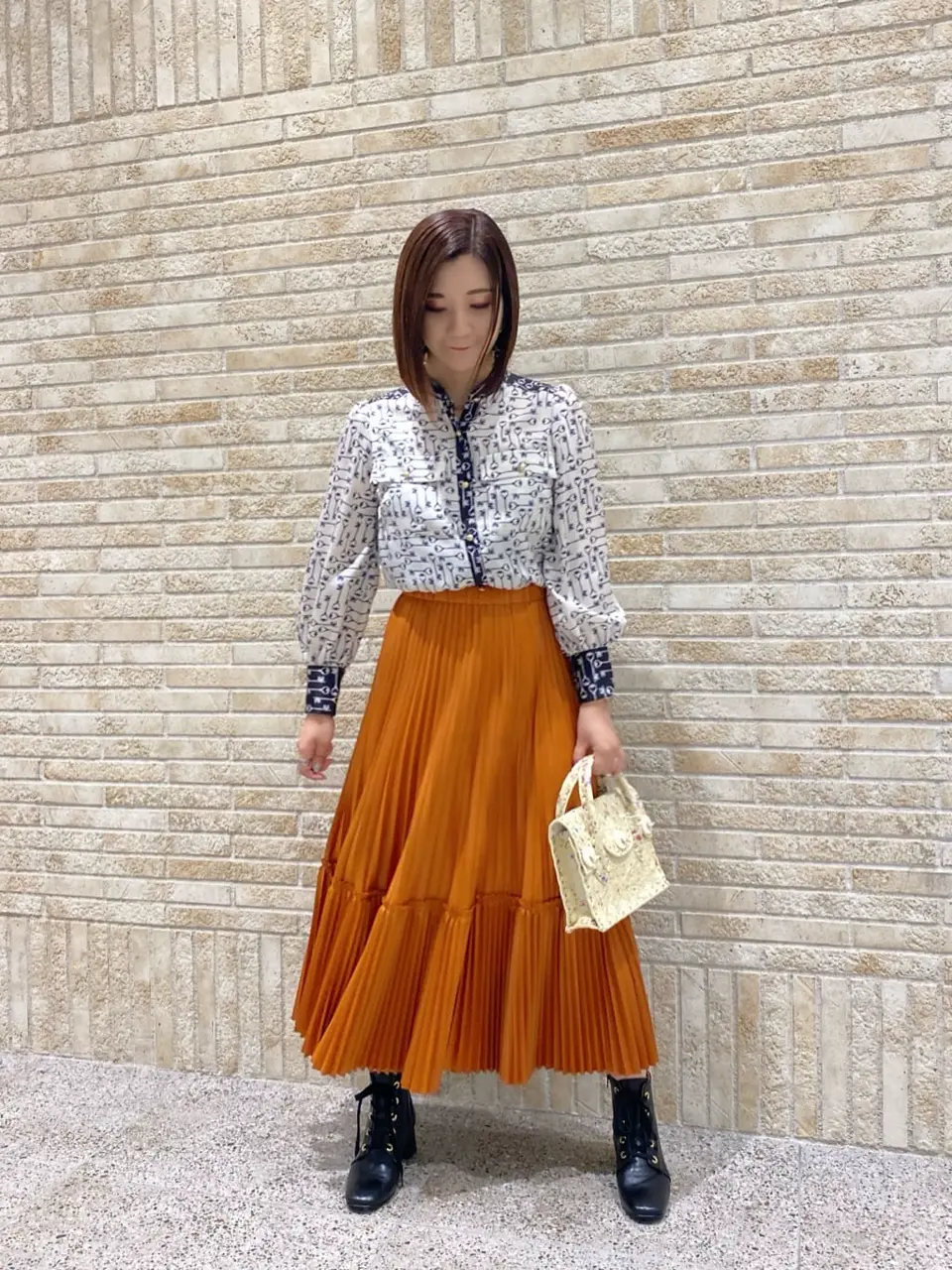 GRACE CONTINENTAL MOMOKO コーディネート画像