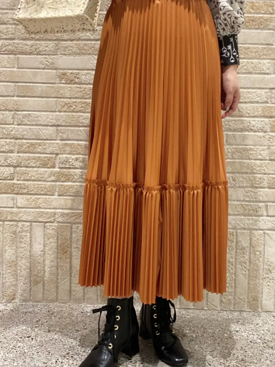 GRACE CONTINENTAL MOMOKO コーディネート画像