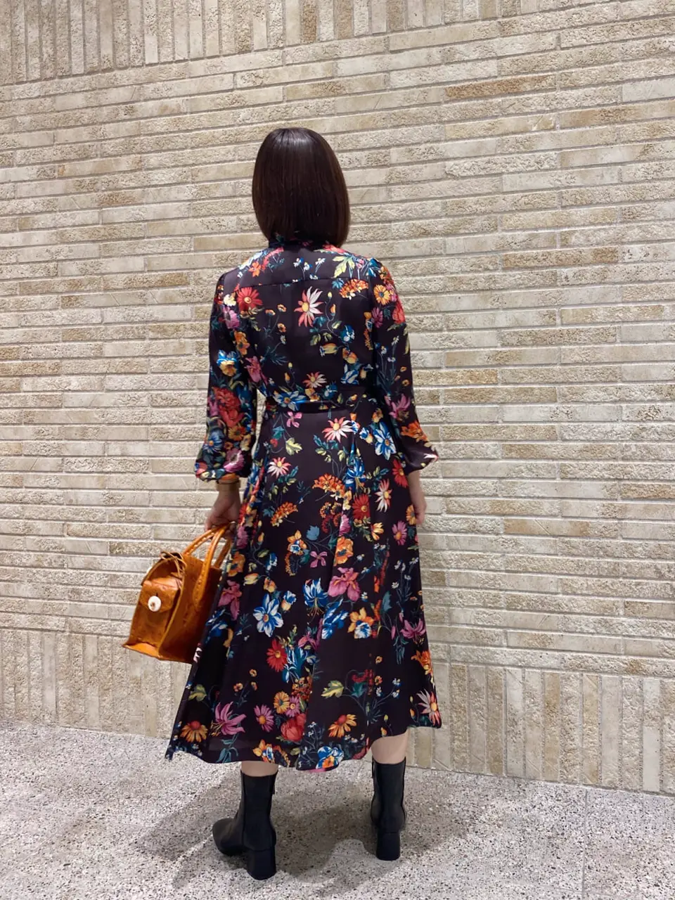 GRACE CONTINENTAL MOMOKO コーディネート画像