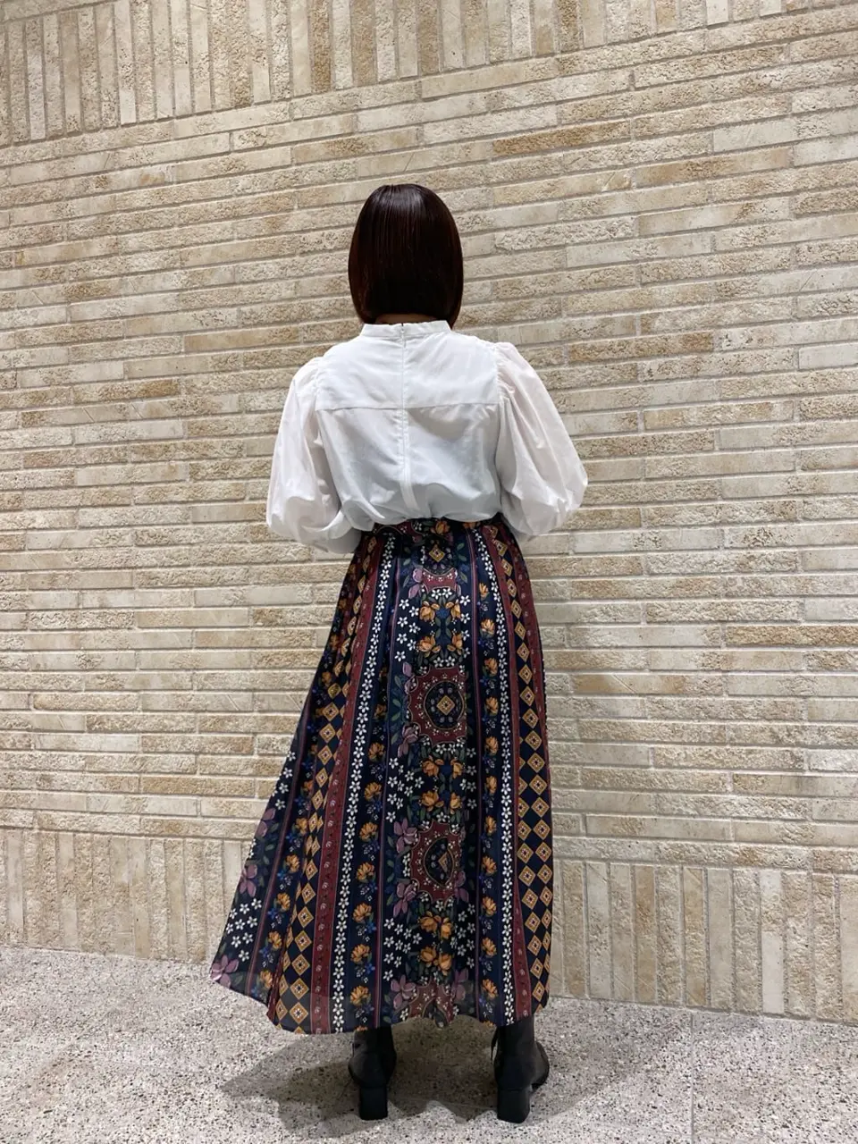 GRACE CONTINENTAL MOMOKO コーディネート画像