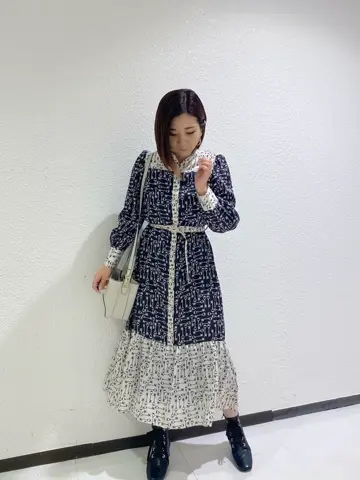 GRACE CONTINENTAL MOMOKO コーディネート画像