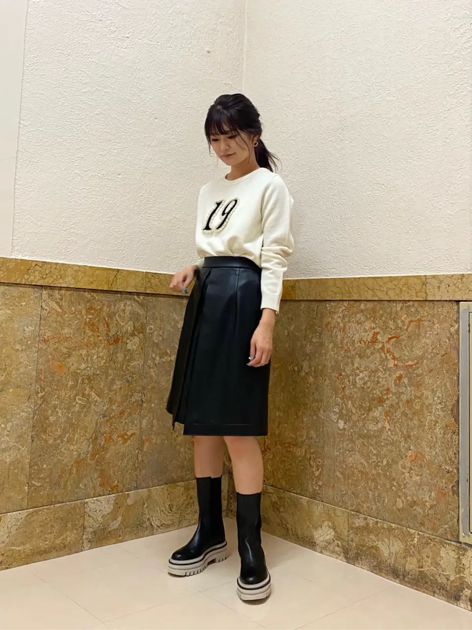 GRACE CONTINENTAL MORITA AI コーディネート画像