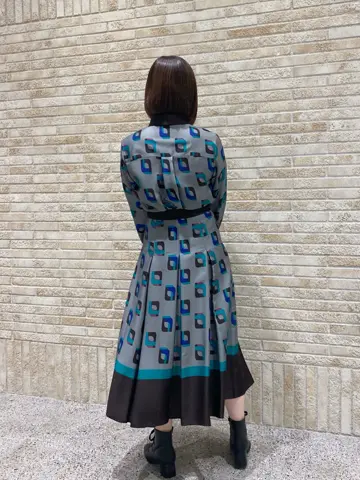 GRACE CONTINENTAL MOMOKO コーディネート画像