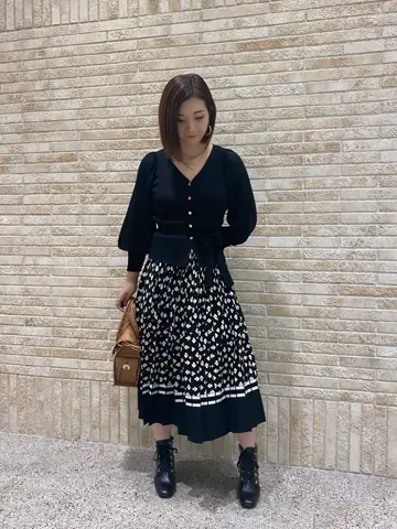 GRACE CONTINENTAL MOMOKO コーディネート画像