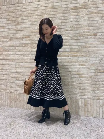 GRACE CONTINENTAL MOMOKO コーディネート画像