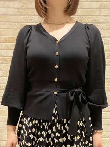 GRACE CONTINENTAL MOMOKO コーディネート画像