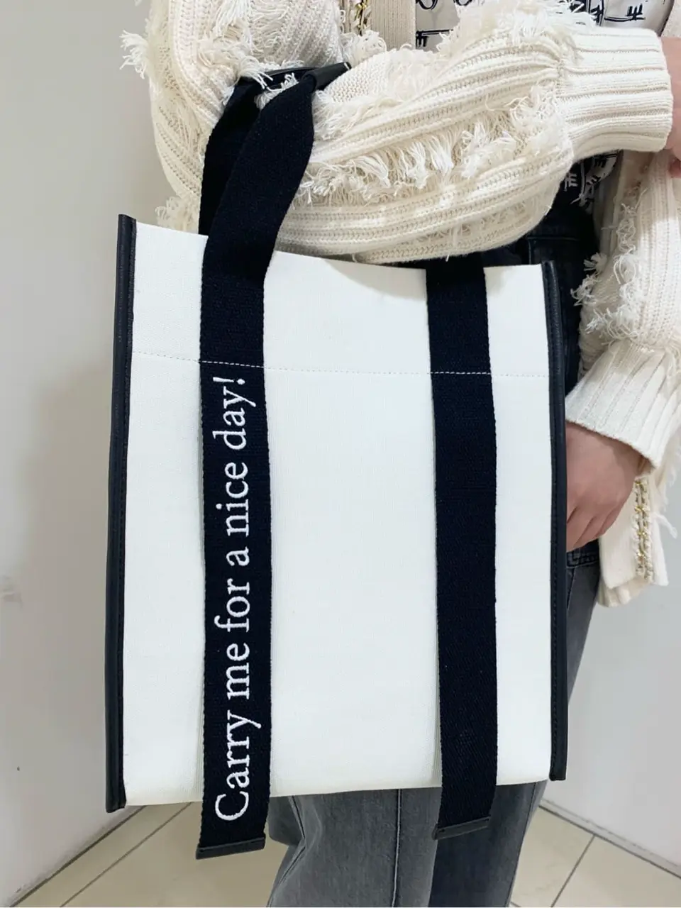 GRACE CONTINENTAL yoshi コーディネート画像