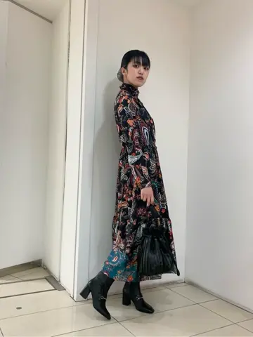 GRACE CONTINENTAL yoshi コーディネート画像