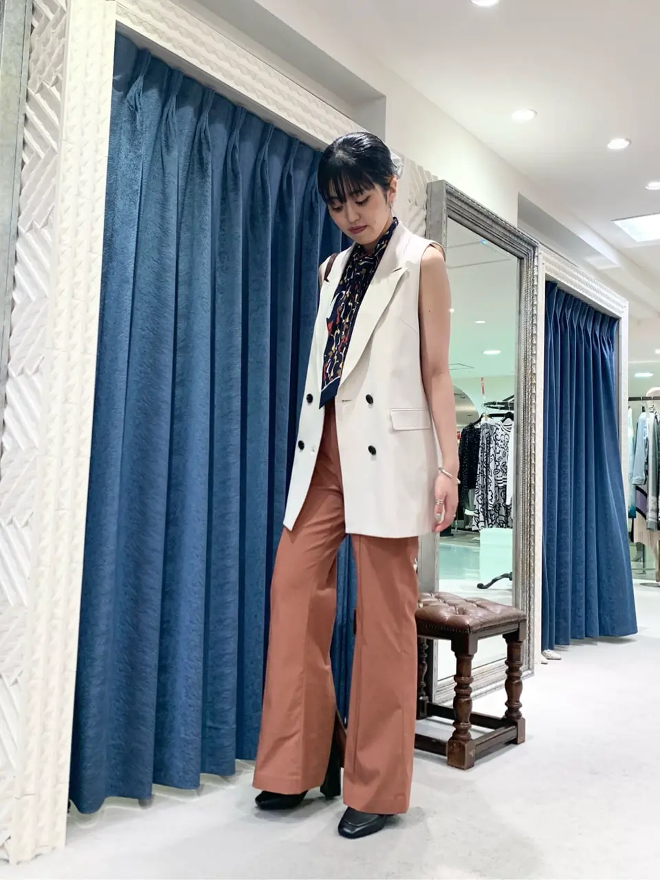 GRACE CONTINENTAL yoshi コーディネート画像