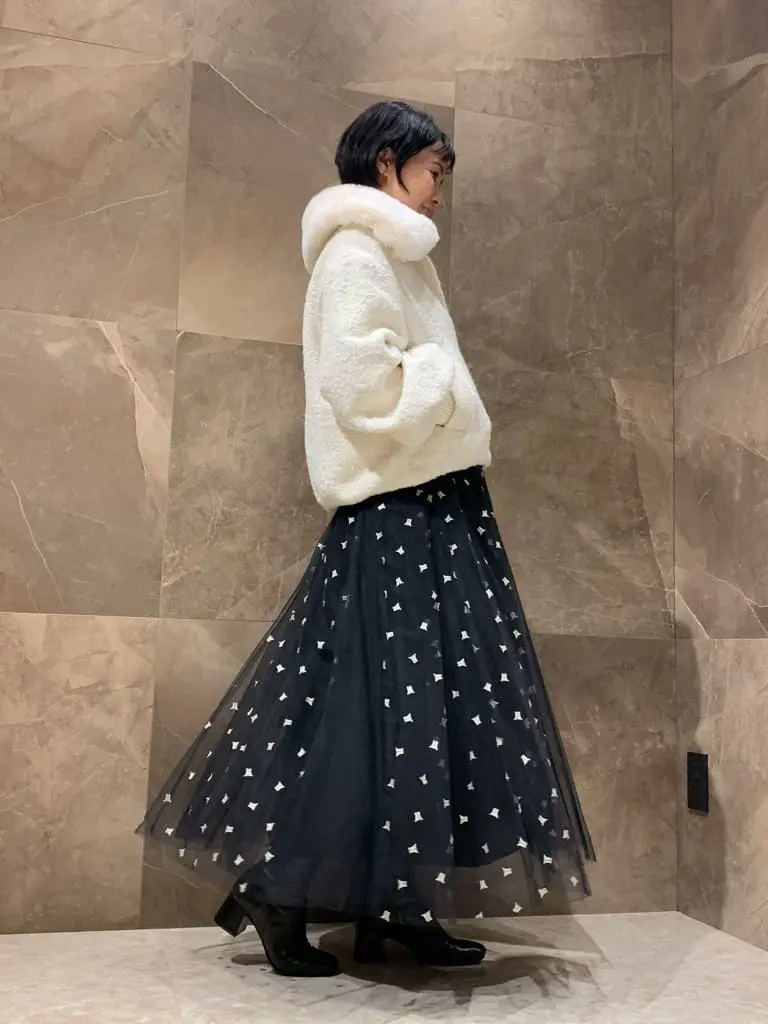 GRACE CONTINENTAL 穐山　香織 コーディネート画像