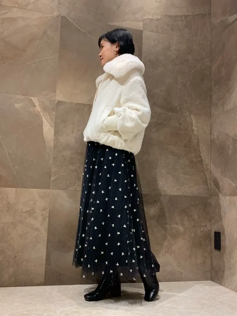 GRACE CONTINENTAL 穐山　香織 コーディネート画像