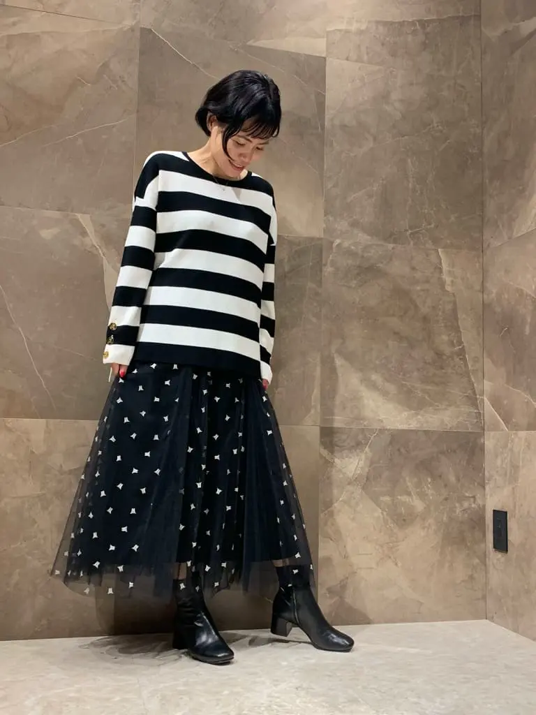 GRACE CONTINENTAL 穐山　香織 コーディネート画像