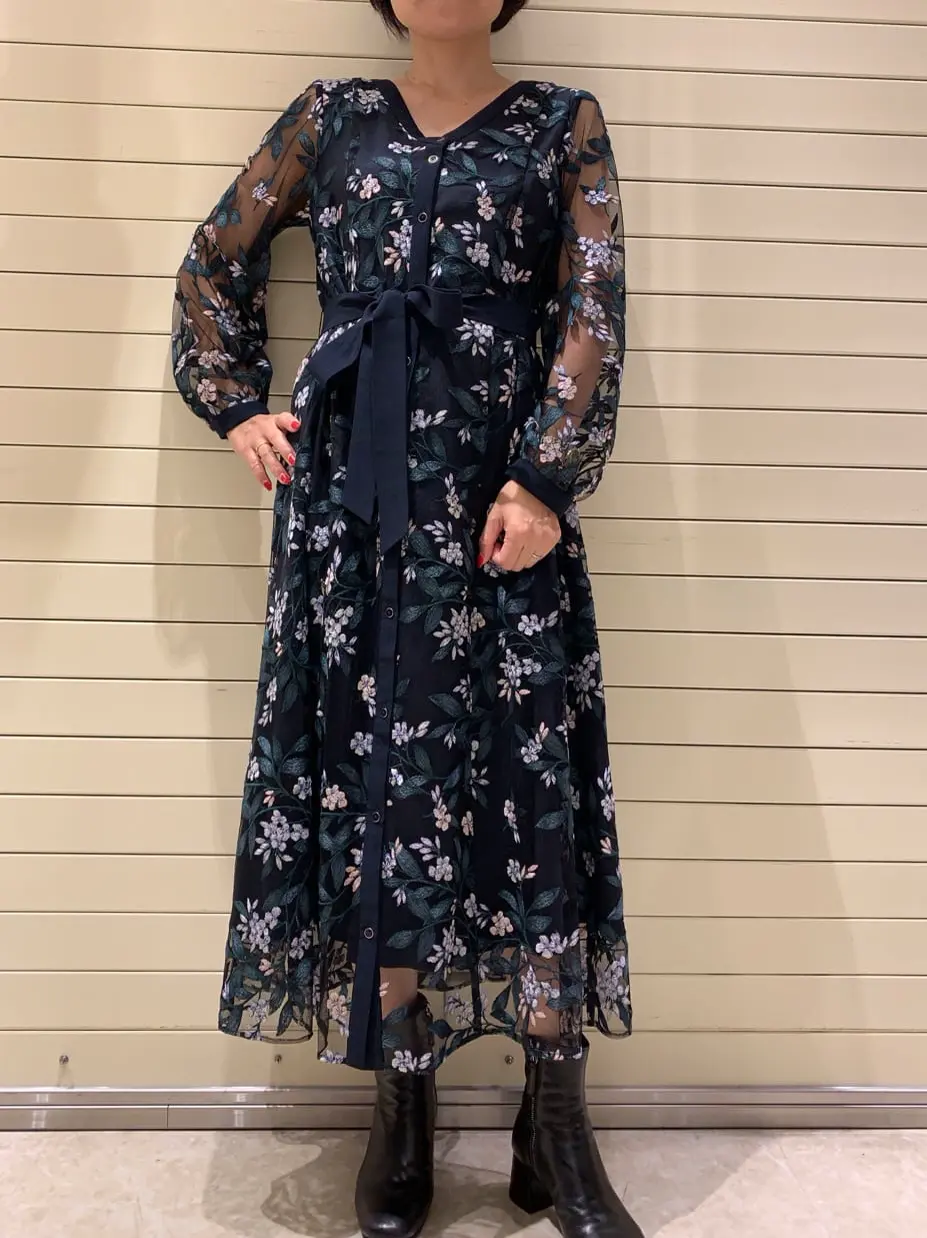 GRACE CONTINENTAL 穐山　香織 コーディネート画像