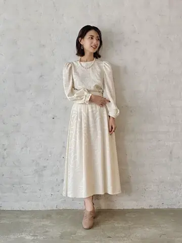 GRACE CONTINENTAL 青木育日 コーディネート画像