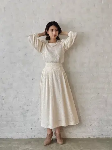 GRACE CONTINENTAL 青木育日 コーディネート画像