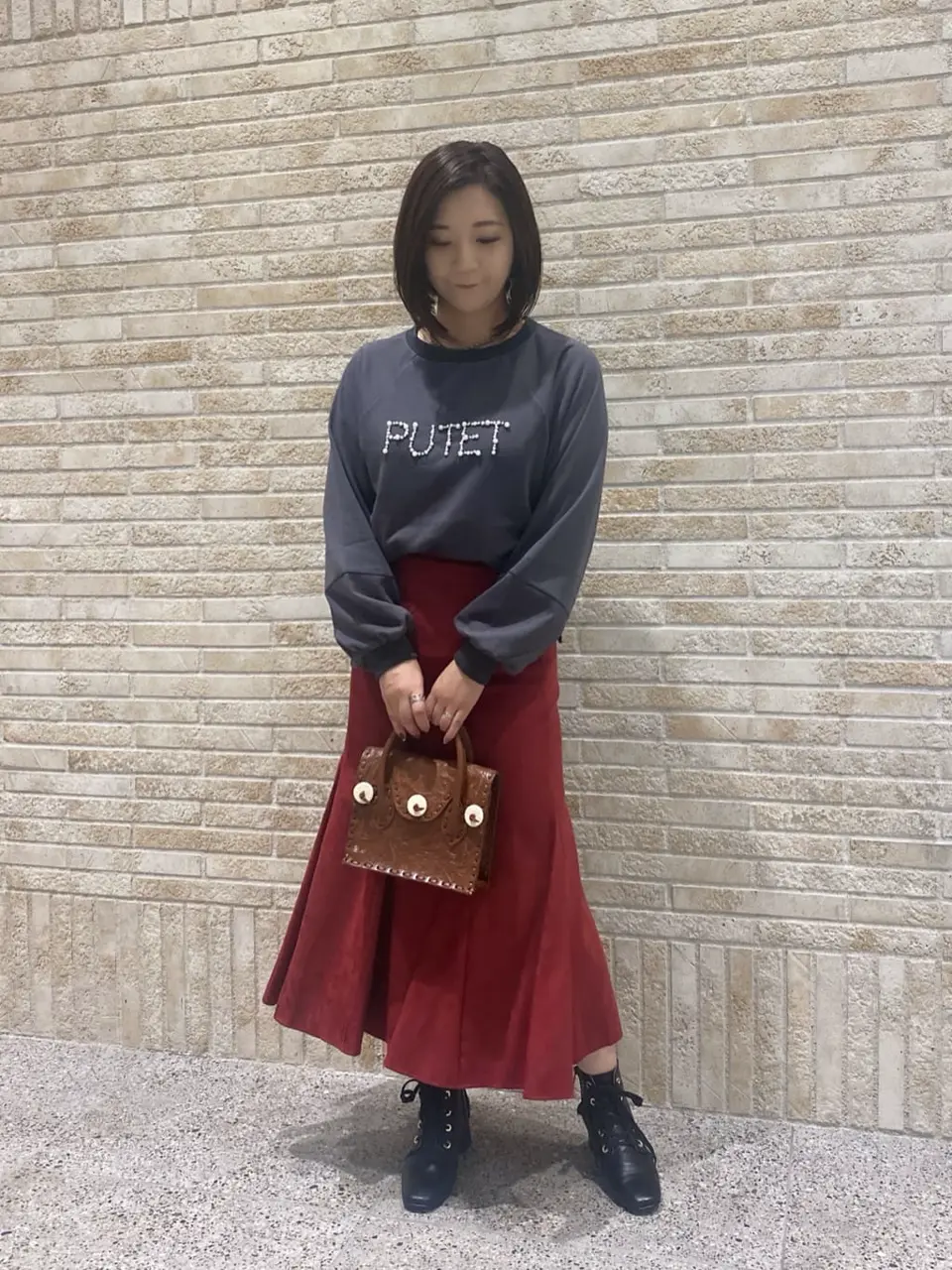 GRACE CONTINENTAL MOMOKO コーディネート画像