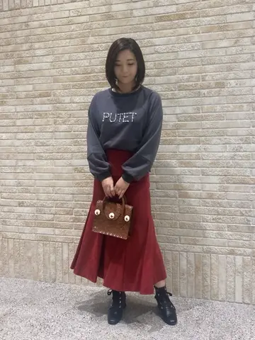 GRACE CONTINENTAL MOMOKO コーディネート画像