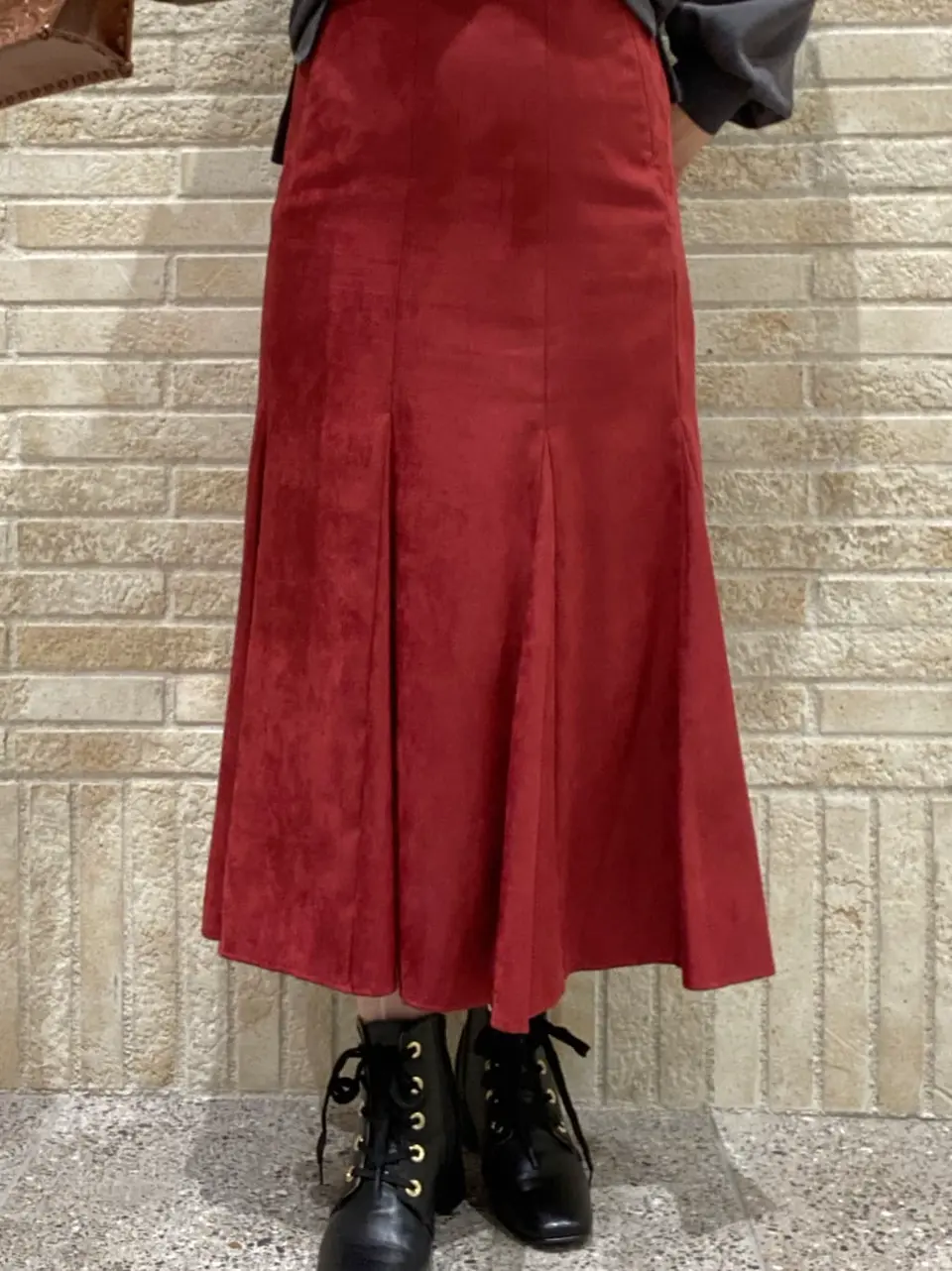 GRACE CONTINENTAL MOMOKO コーディネート画像