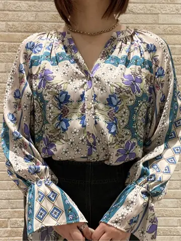 GRACE CONTINENTAL MOMOKO コーディネート画像