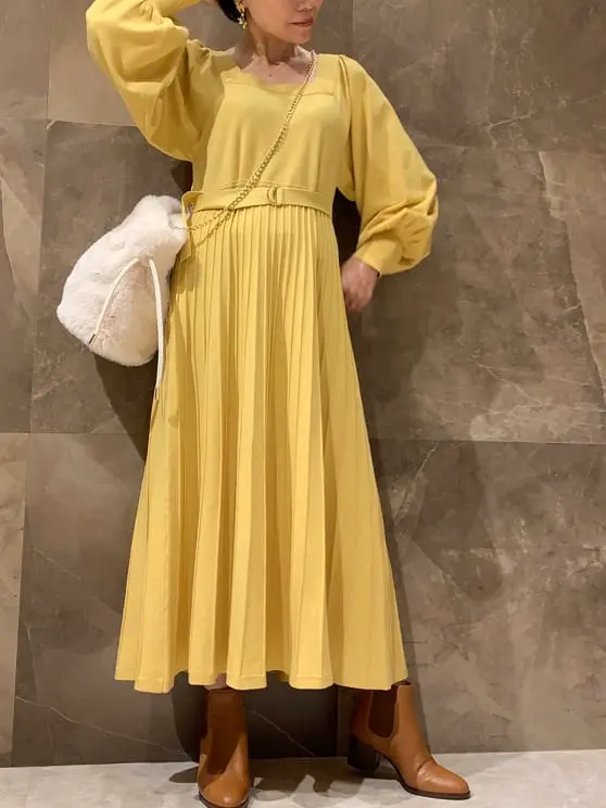 GRACE CONTINENTAL 穐山　香織 コーディネート画像