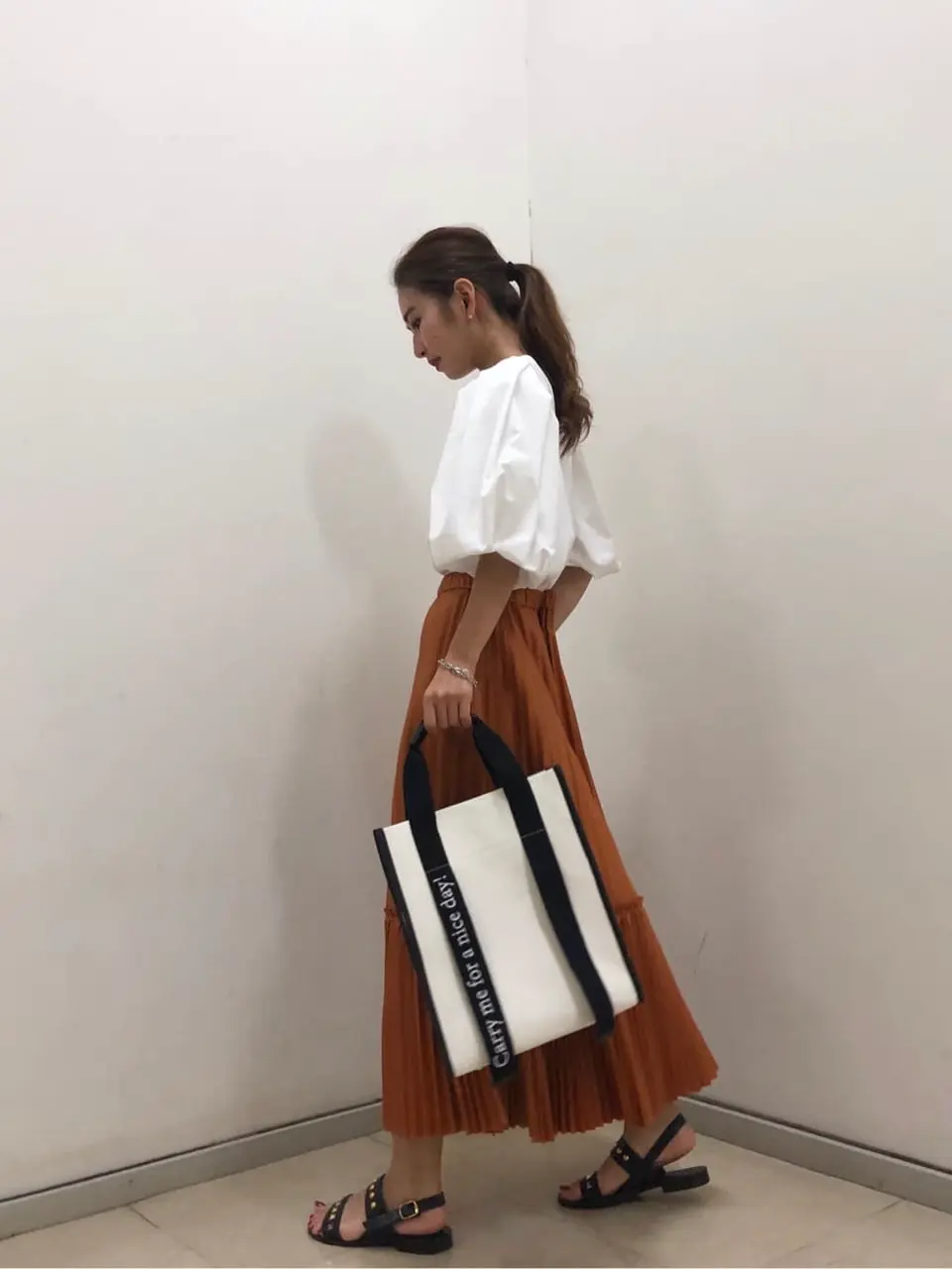 GRACE CONTINENTAL 加藤   恵理奈 コーディネート画像