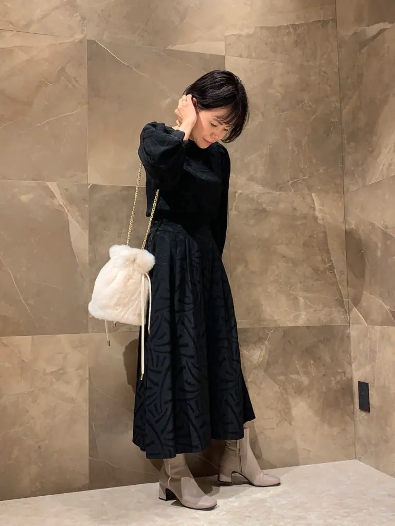 GRACE CONTINENTAL 穐山　香織 コーディネート画像