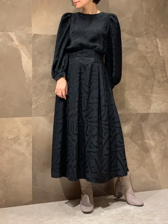 GRACE CONTINENTAL 穐山　香織 コーディネート画像