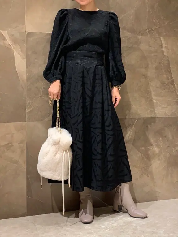 GRACE CONTINENTAL 穐山　香織 コーディネート画像