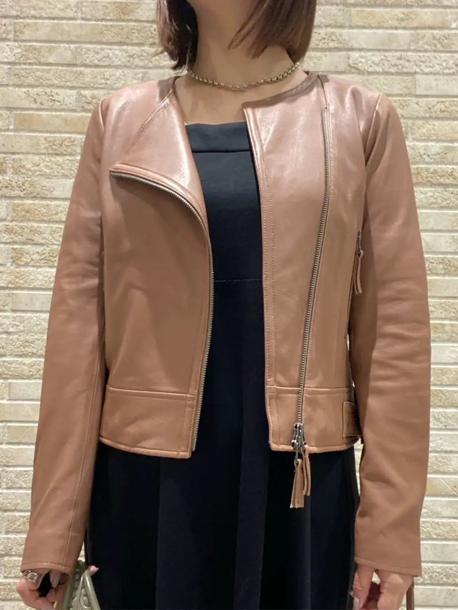 GRACE CONTINENTAL MOMOKO コーディネート画像