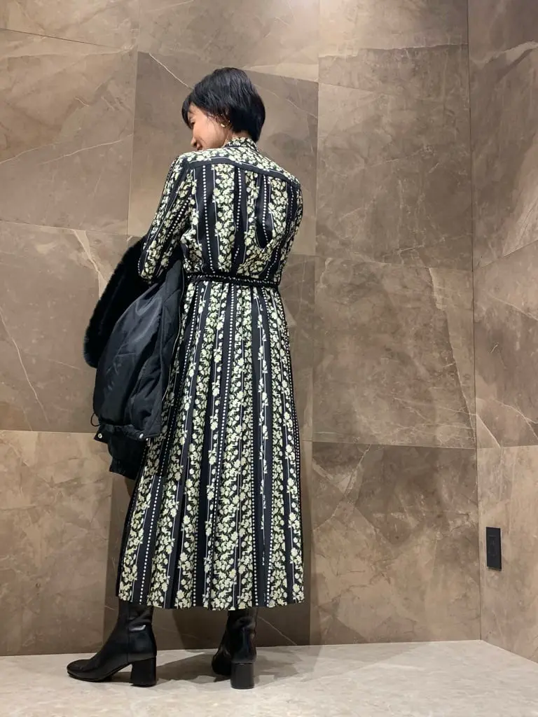 GRACE CONTINENTAL 穐山　香織 コーディネート画像