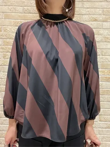 GRACE CONTINENTAL MOMOKO コーディネート画像