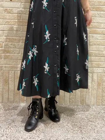 GRACE CONTINENTAL MOMOKO コーディネート画像