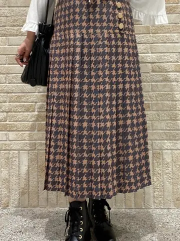 GRACE CONTINENTAL MOMOKO コーディネート画像