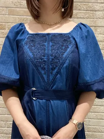 GRACE CONTINENTAL MOMOKO コーディネート画像