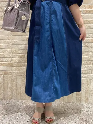 GRACE CONTINENTAL MOMOKO コーディネート画像